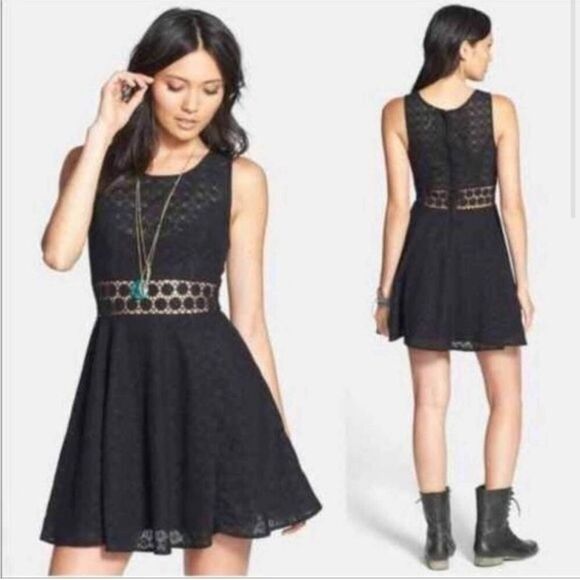 Free People Dresses & Skirts - Free People- Black Lace Crochet Daisy Cutout Mini Sleeveless Skater Dress Size 4